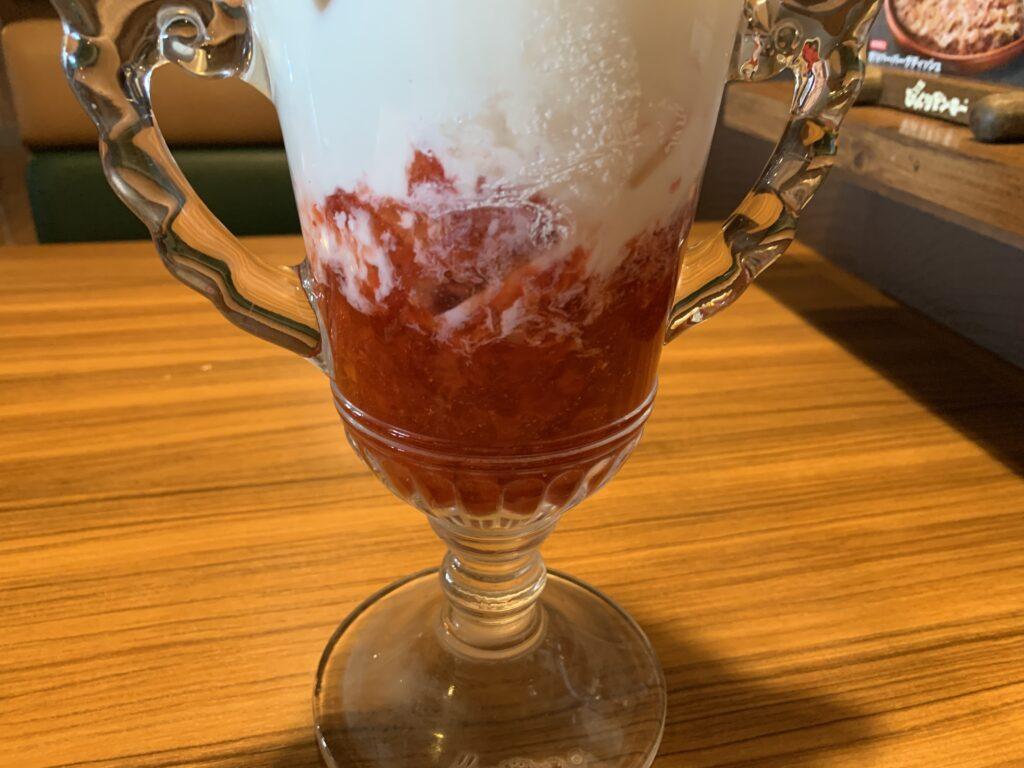 びっくりドンキー_いちごみるく5