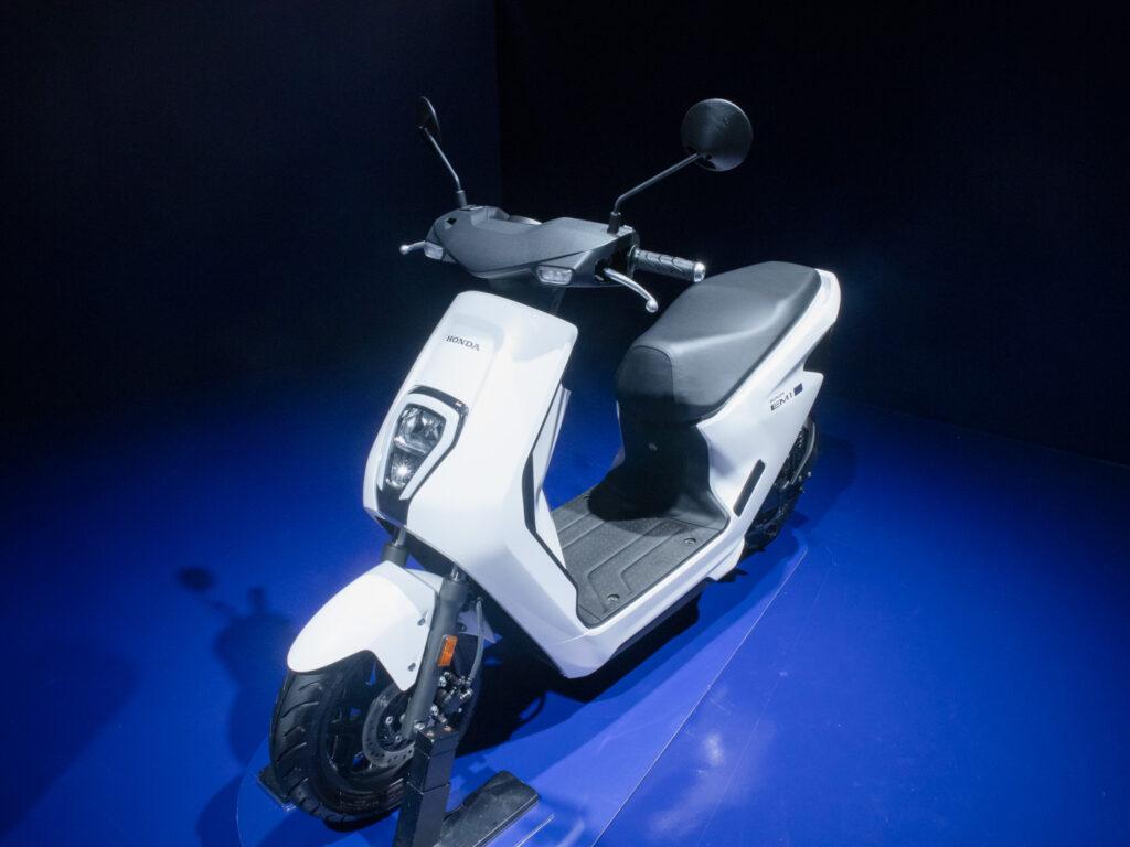 Honda_EM1
