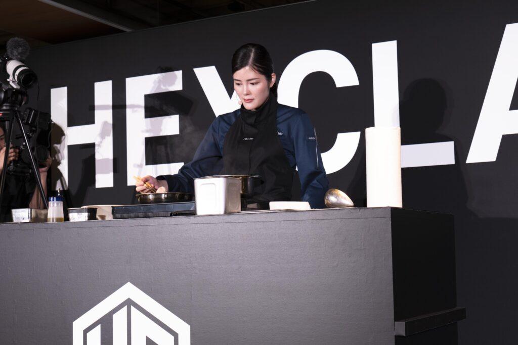 日本に初上陸するキッチンウェアブランド「HexClad」のジャパン・ブランドアンバサダーを務める庄司 夏子氏