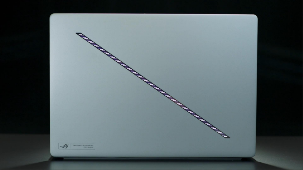 ROG Zephyrus_2024デザイン