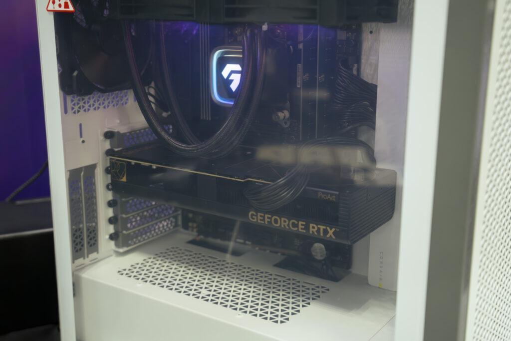 CP+ 2024:ASUSブース ツクモから発売のBTOクリエイターモデルに搭載のProArt-RTX4080S-O16