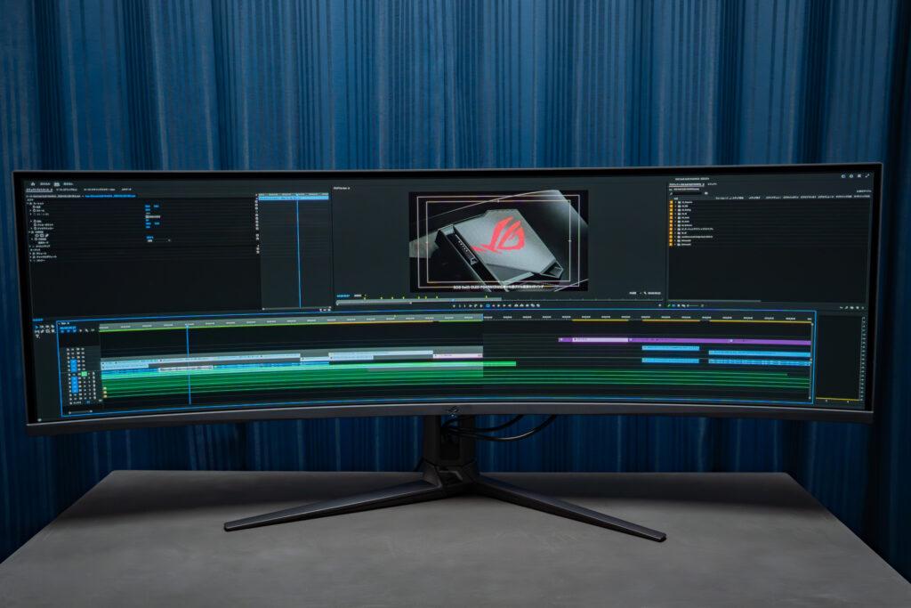 ROG Swift OLED PG49WCDなら動画編集でタイムラインも広々