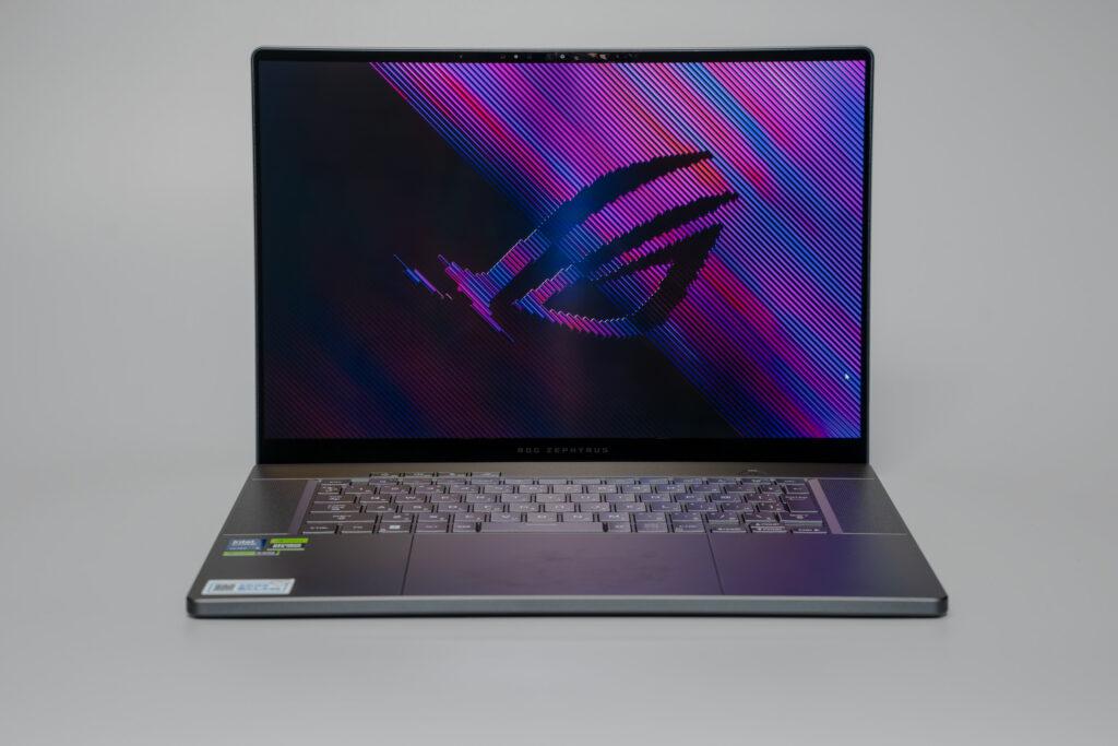 ROG-ZEPHYRUS-G16_外観