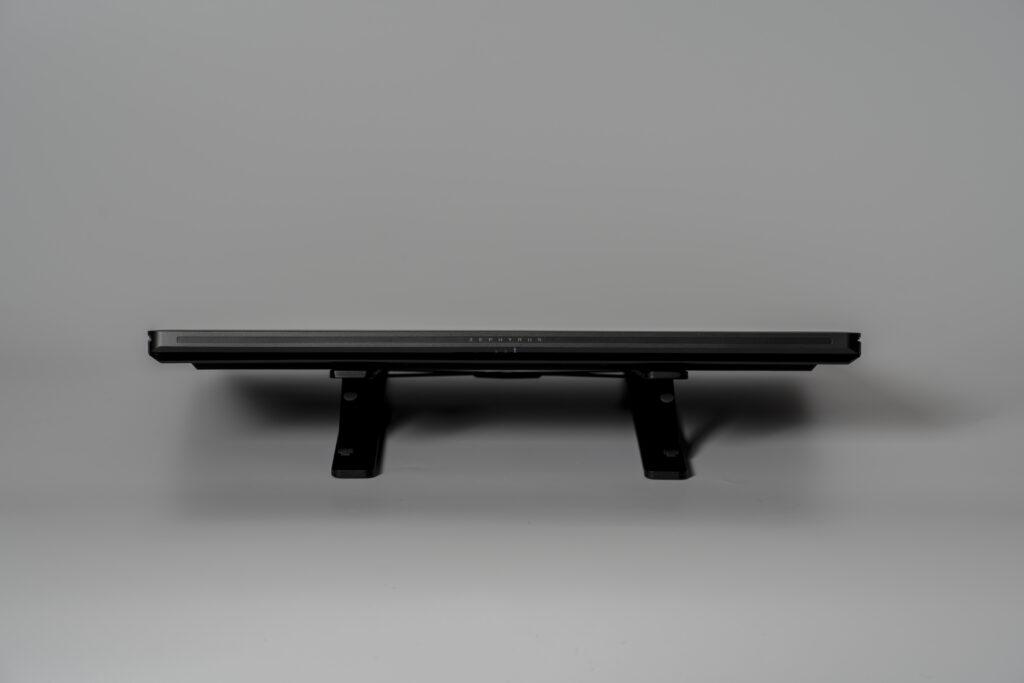 ROG-ZEPHYRUS-G16_背面