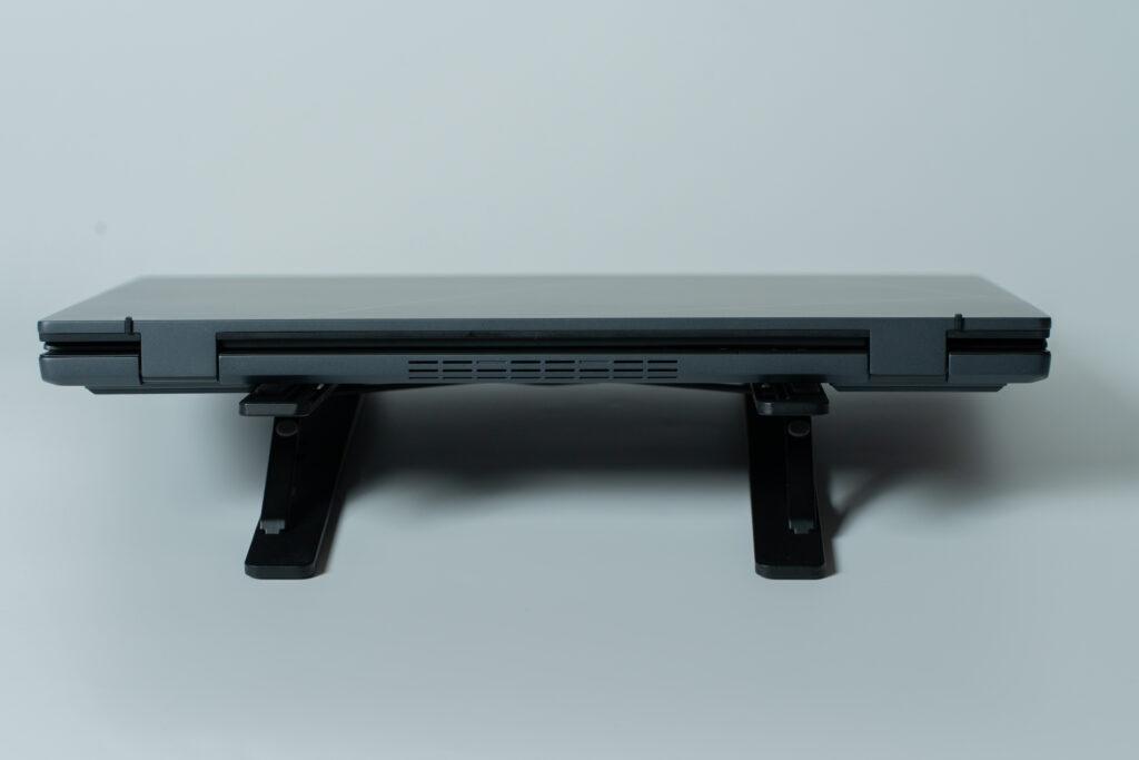 ZenbookDUO_背部