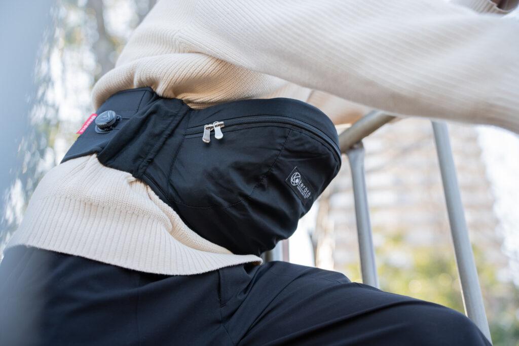 dial-hip-seat_put-on-image