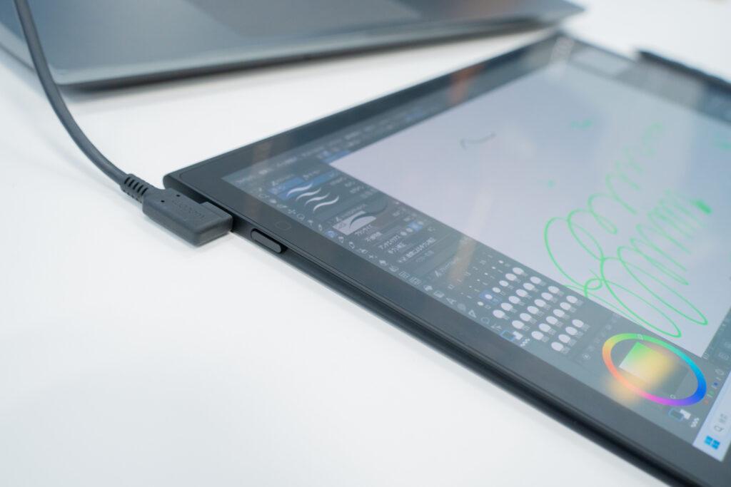 wacom-movink-13_コネクタ