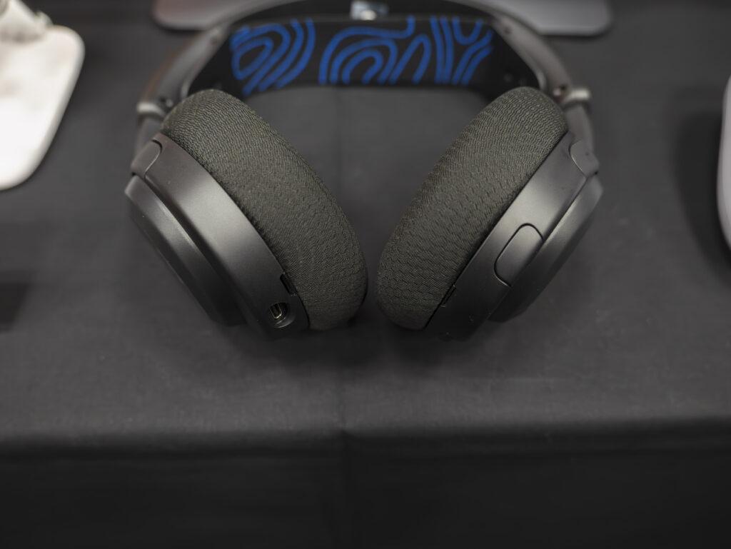 SteelSeries「Arctis Nova 5」正面部分