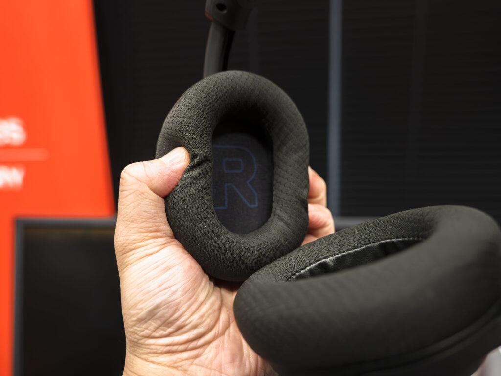 SteelSeries「Arctis Nova 5」イヤークッション部分