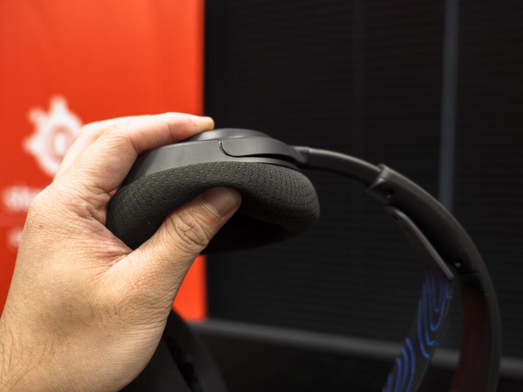 SteelSeries「Arctis Nova 5」イヤークッション部分