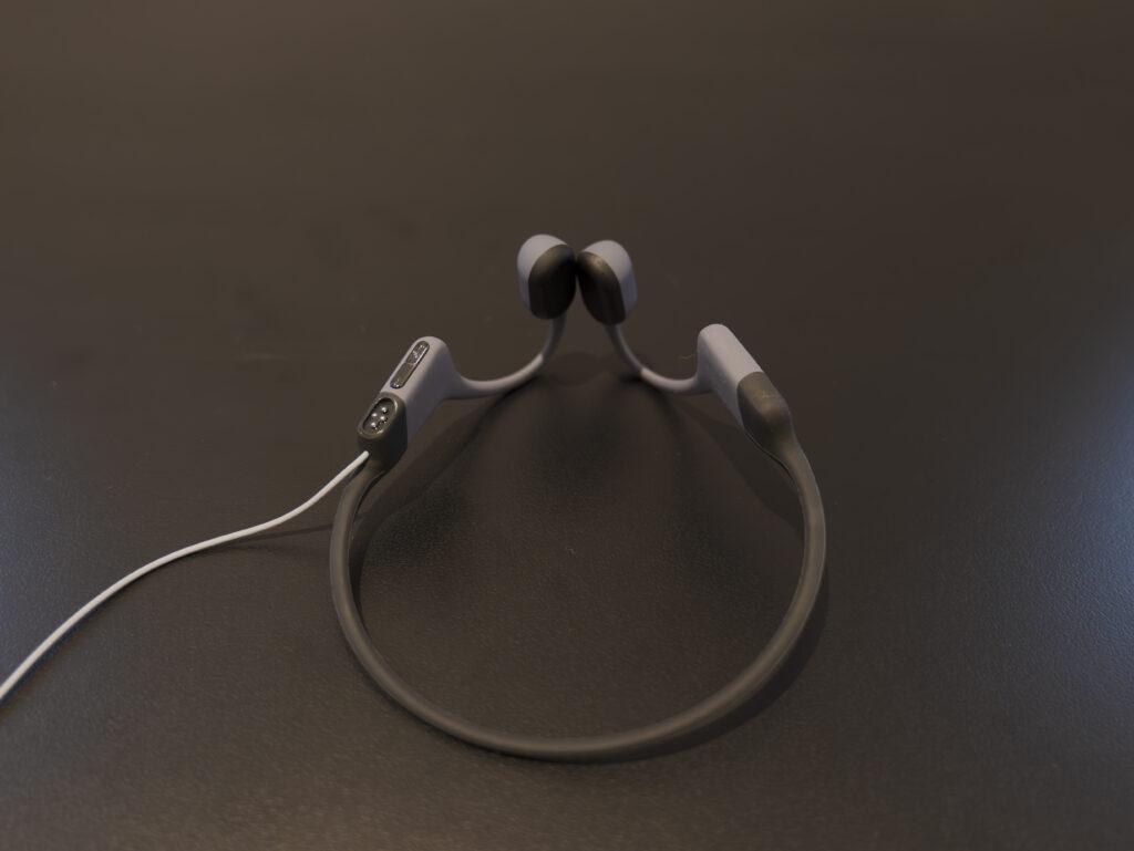 「OpenSwim Pro」背面