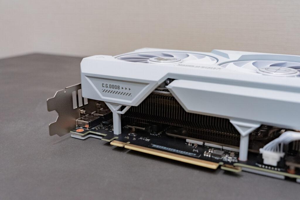 TUF-RTX4070TIS-O16G-BTF-WHITE_thickness