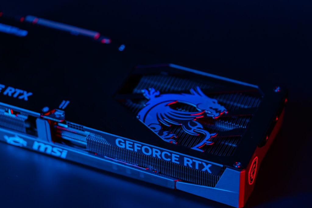 GeForce RTX 5080 16G GAMING TRIO OC_radiator