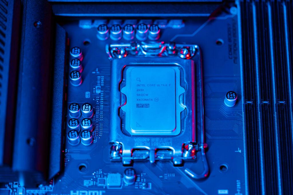 Intel Core Ultra 7 processor 265K