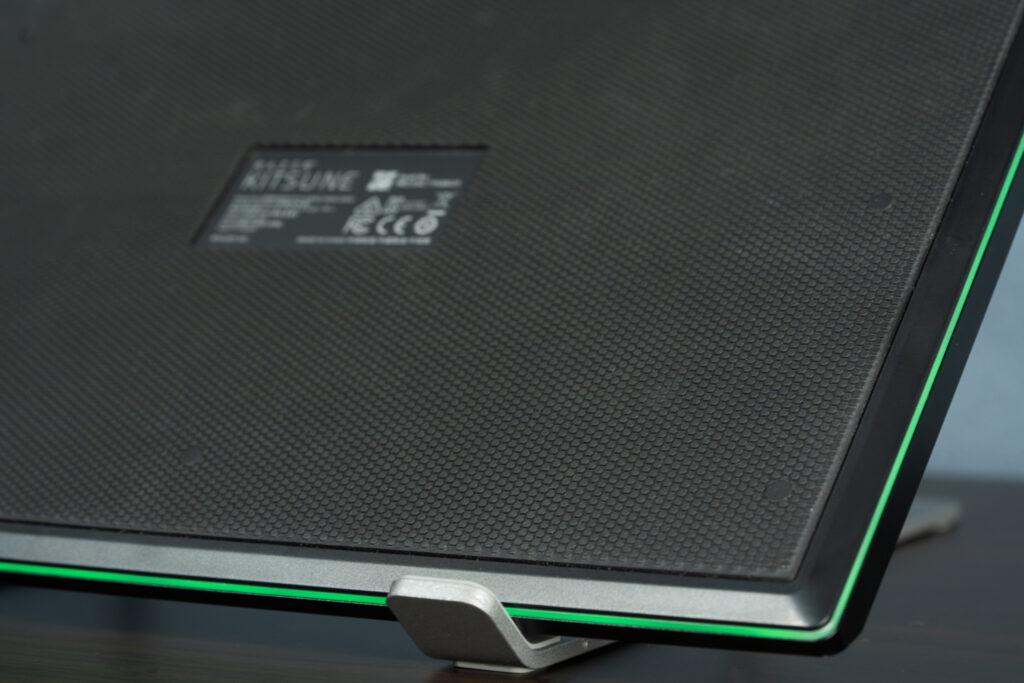 Razer-Kitsune_grip