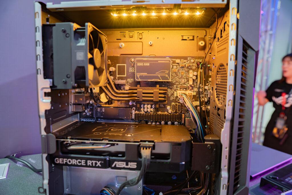 デスクトップPCの中身