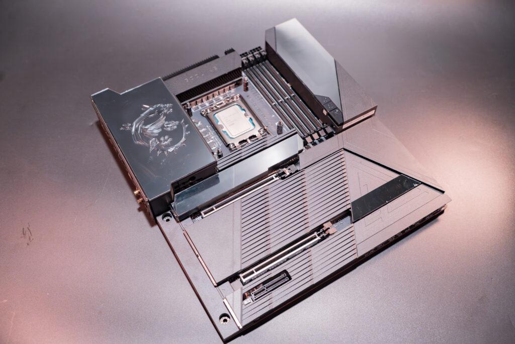 MSI-100millionPC_04