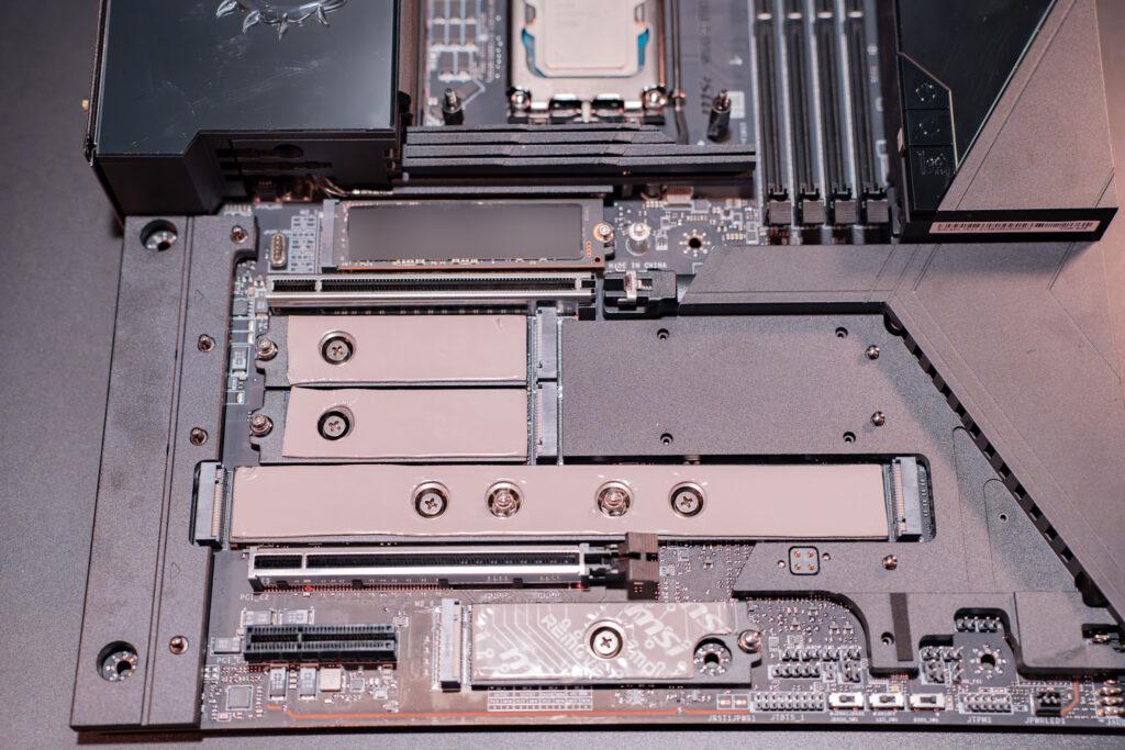 MSI-100millionPC_09
