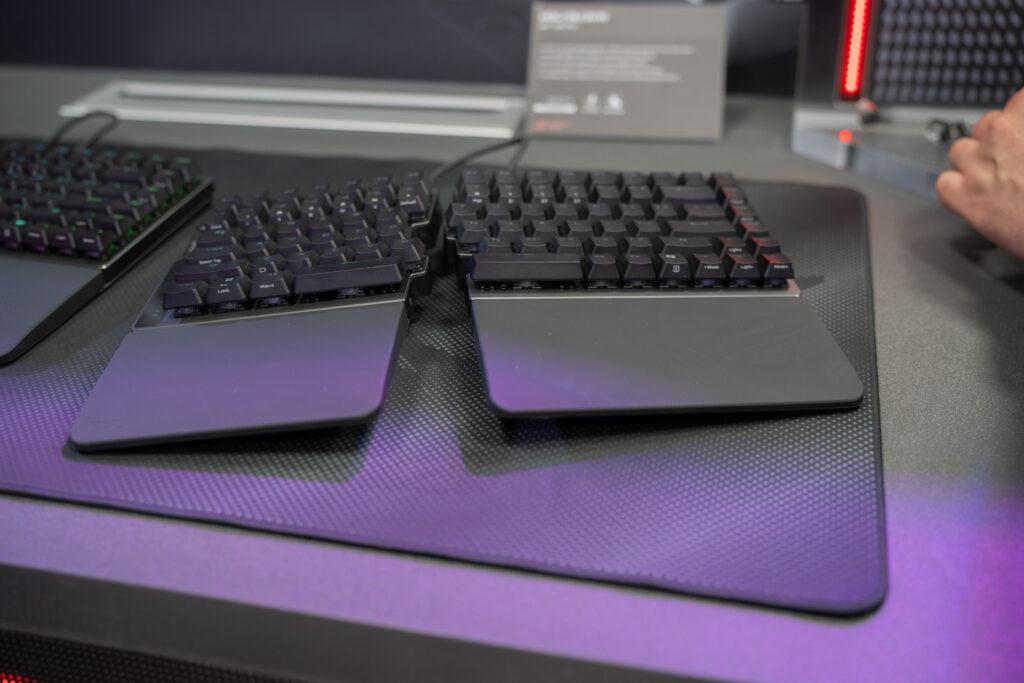 ROG Falcata gaming keyboard_07