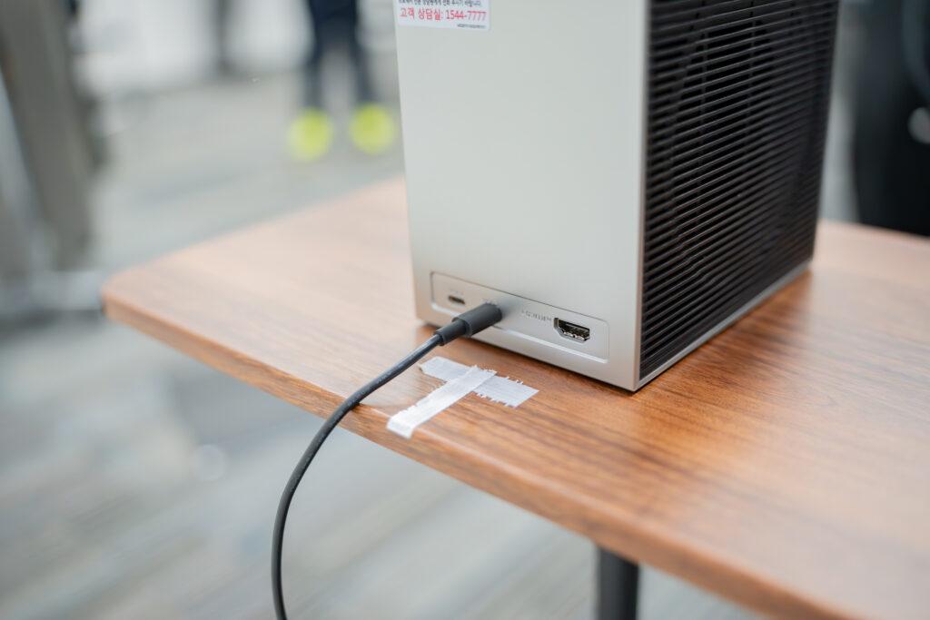 LG CineBeam S_04