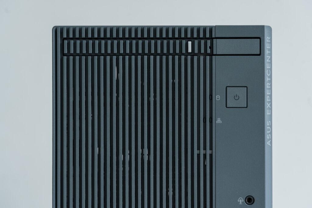 ASUS Expert_09