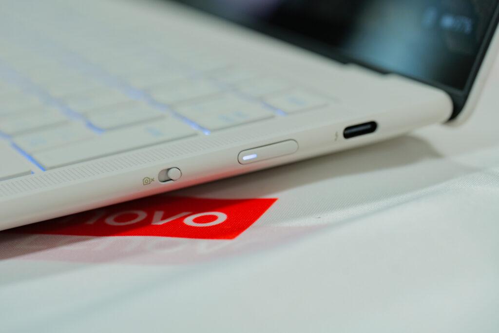 Yoga Slim 7i_05