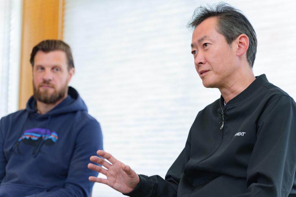 JAPANNEXT 剣持 開 氏へインタビューの様子