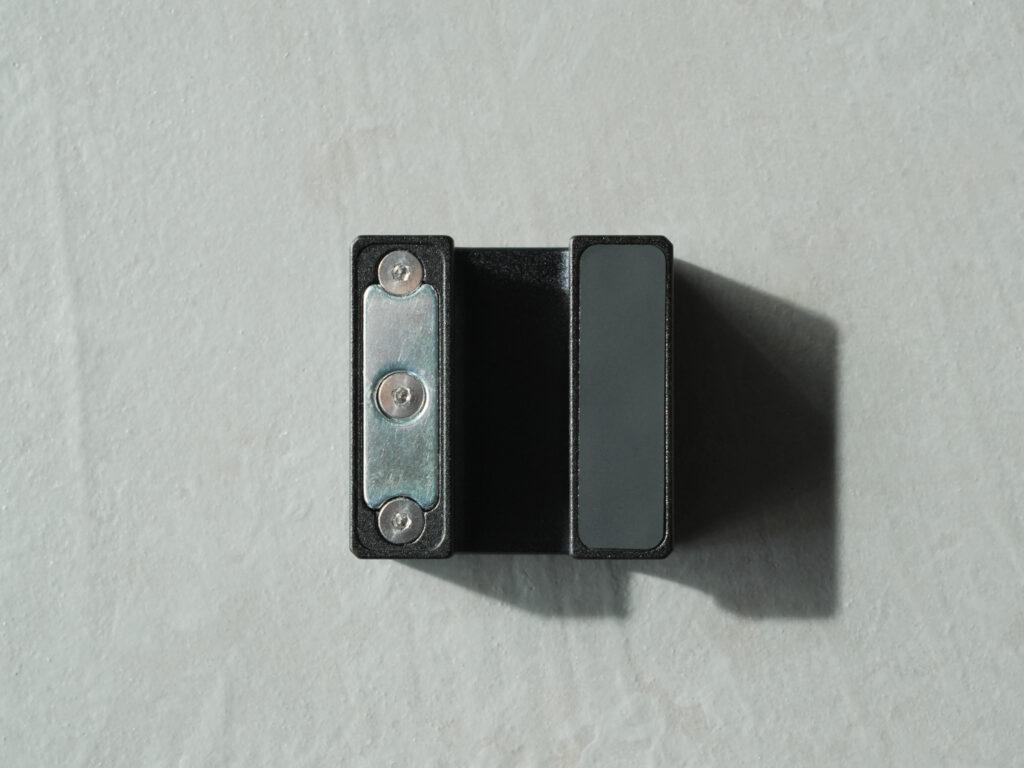 Magnet Cable Holder2