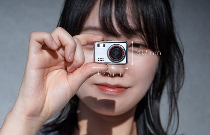 Rough_Mini_Camera サイズ感イメージ