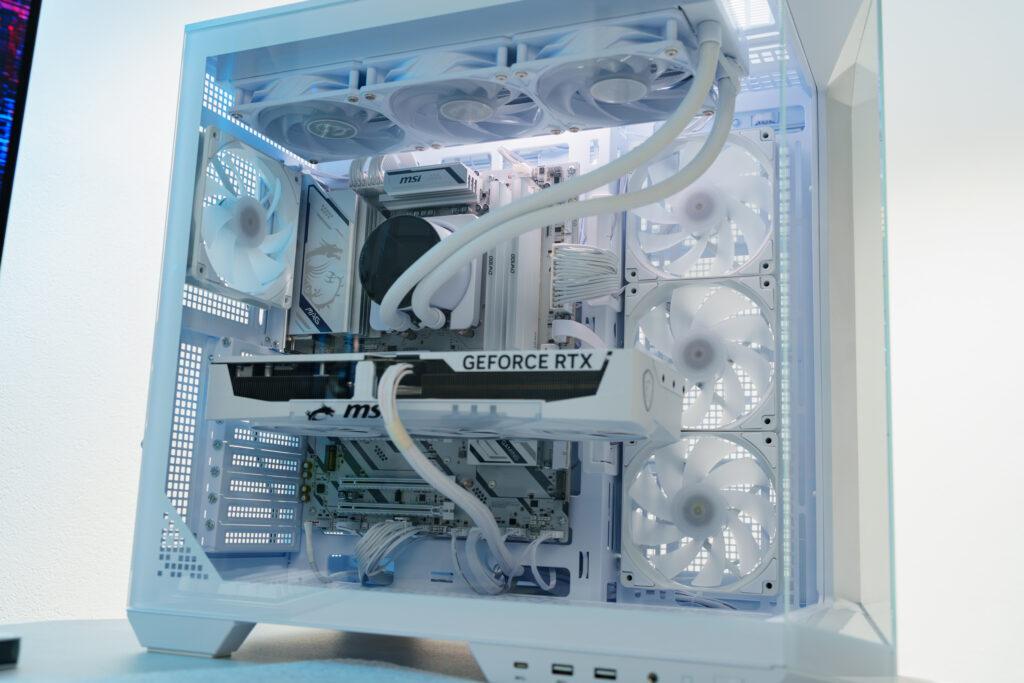PCに組み込んでの見た目