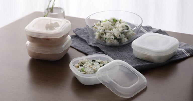 中に入れたご飯の種類が一目で分かるマーナ「極 冷凍ごはん容器（つやクリア）」が3月25日に1,280円で発売