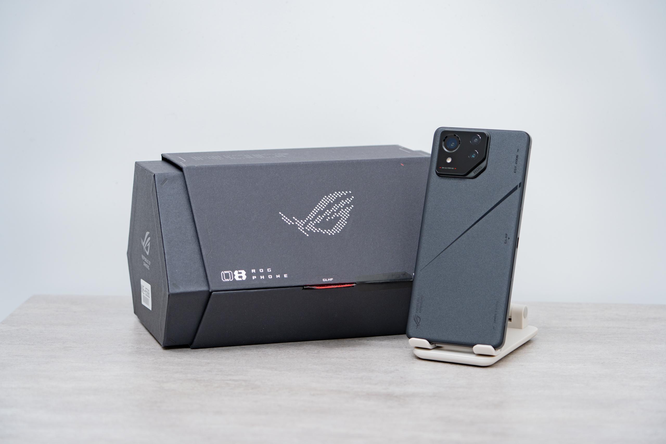 ROG Phone 8 Proはゲーム以外も優等生！カメラ性能をメインに、デザインやゲームプレイでの活用シーンを徹底レビュー