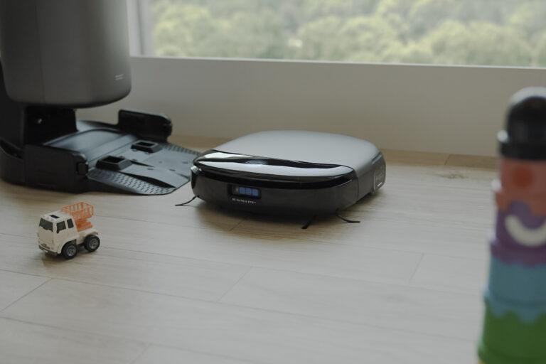 Eufy Robot Vacuum Omni S1 Proならオゾンの力でいつでも清潔な水拭き掃除を！Ankerの最上位ロボット掃除機