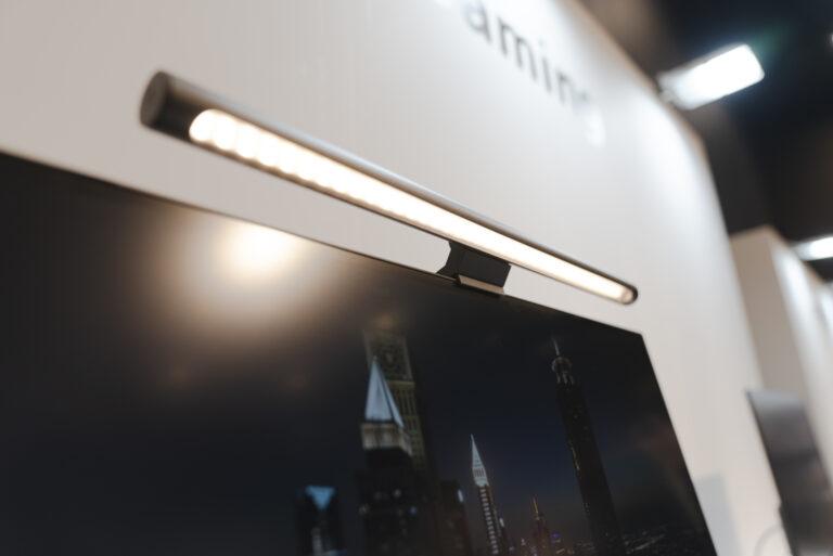 Xiaomiからデスクを明るく照らしてくれるライト「Mi モニター掛け式ライト」と「Xiaomi LEDデスクライト 2」が登場！8月28日発売で価格は5,480円から。