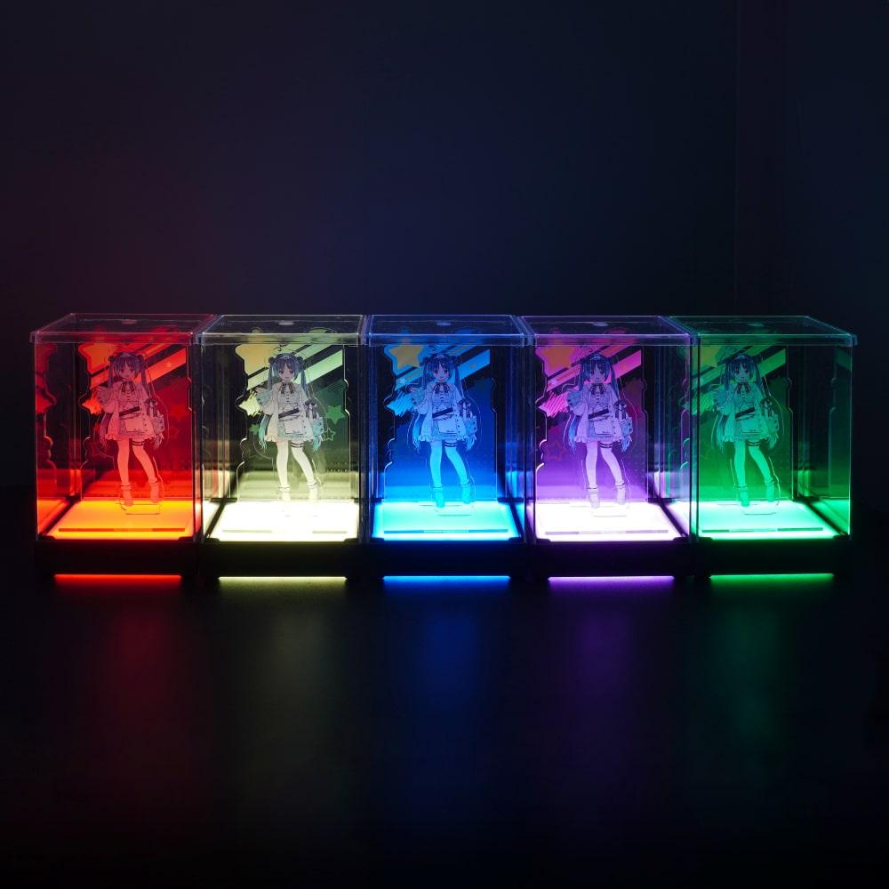 推しのアクスタやフィギュアをライトアップして飾れる「RGB連結ディスプレイケース」がサンコーから発売。価格は3,680円