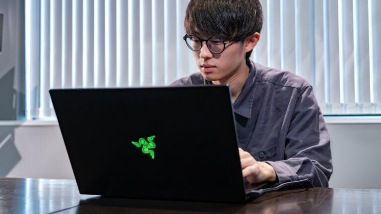 卓越した性能と洗練さ ― 映像クリエイターが見出した「Razer Blade 16」の真髄