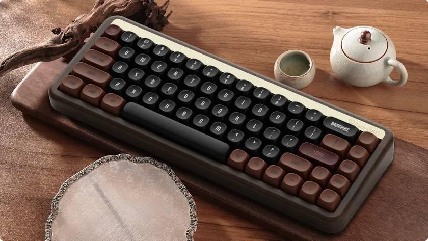 Akkoからウォールナット木製メカニカルキーボード「MU01/MU02」が登場！デザインだけで買いたくなる