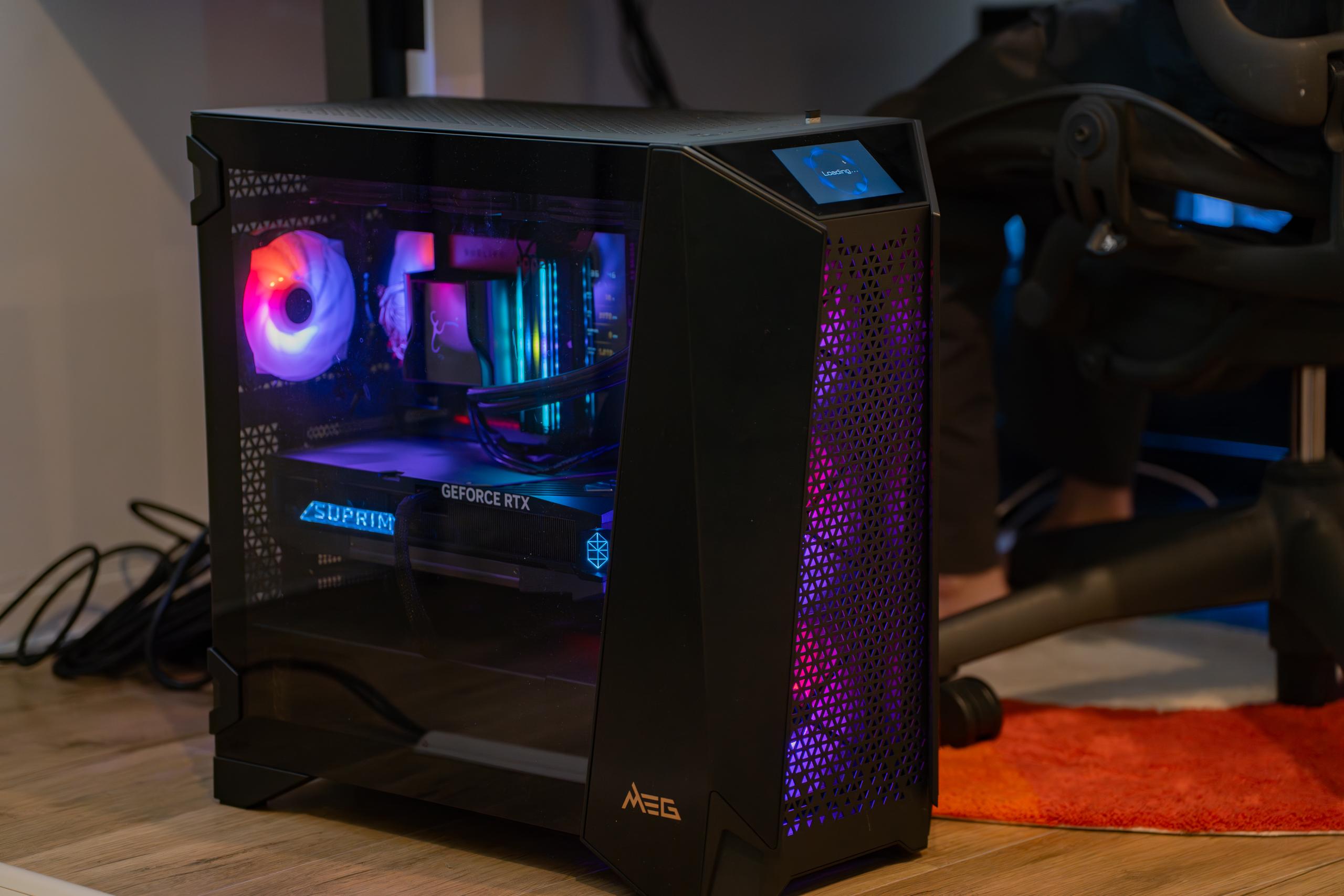 総額100万円超。MSI製マザーボード「MEG Z890 GODLIKE」を使用した最高峰のデスクトップPCをレビュー