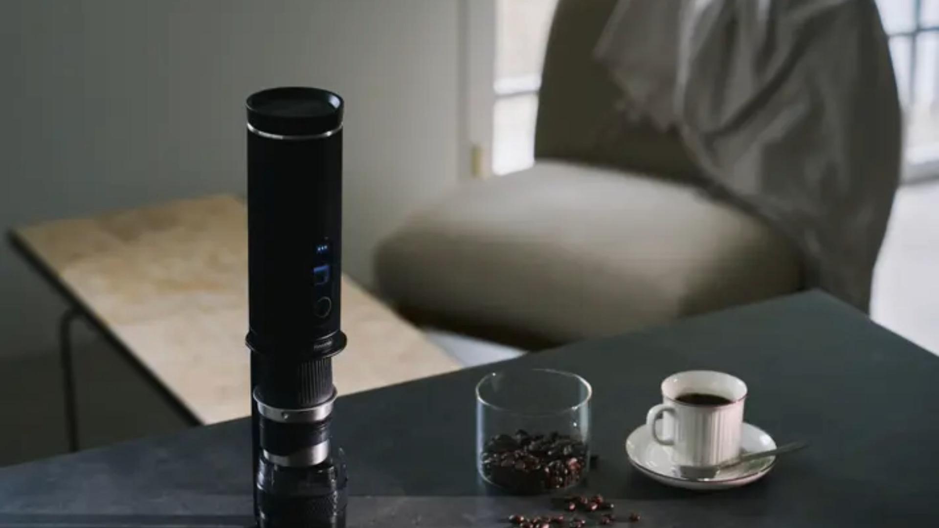 エスケイジャパン Revonia全自動コーヒーメーカーがMakuakeで登場！挽きたて極上コーヒーをどこでも味わう