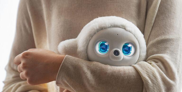 ROPET LIMITEDがAIペットロボット「lopeto」発売。育成次第で変化する性格。