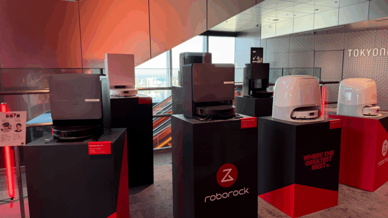 世界初の”脚輪型”ロボット掃除機「Roborock Saros Rover」や、脅威の壁際0mmまで水拭きできる「Saros 20 Sonic」など、Roborockが新製品を発表