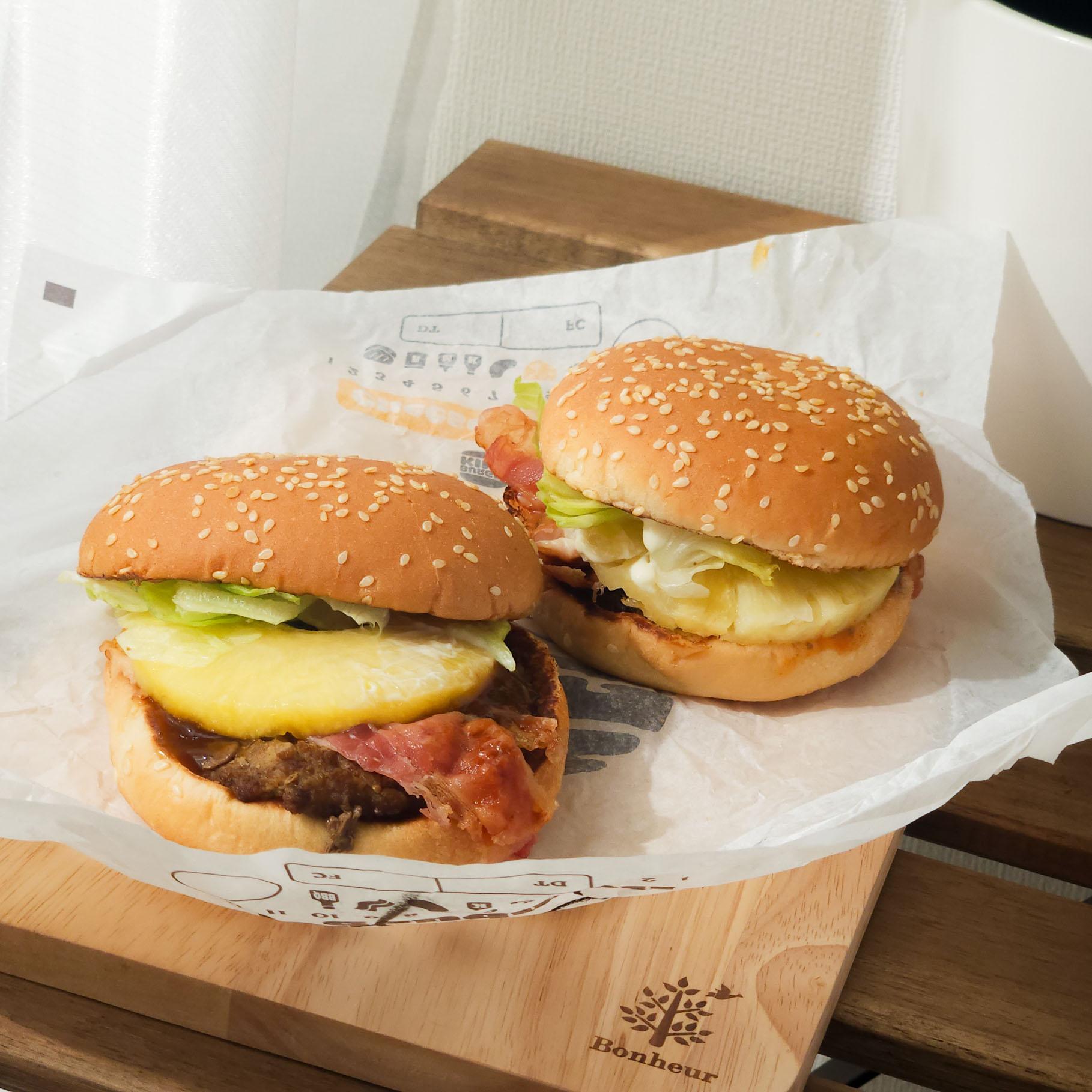 月見はパインだ!常識を打ち破るバーガーキングの「パイン ツキミバーガー」2種を実食レビュー