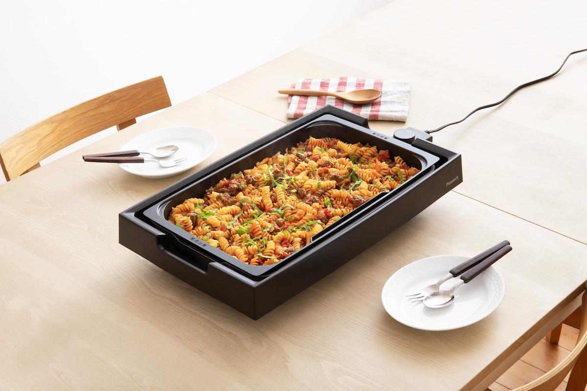 スチーム加熱調理ができるホットプレート、ピーコック「DINING HOT PLATE」が10,780円で発売