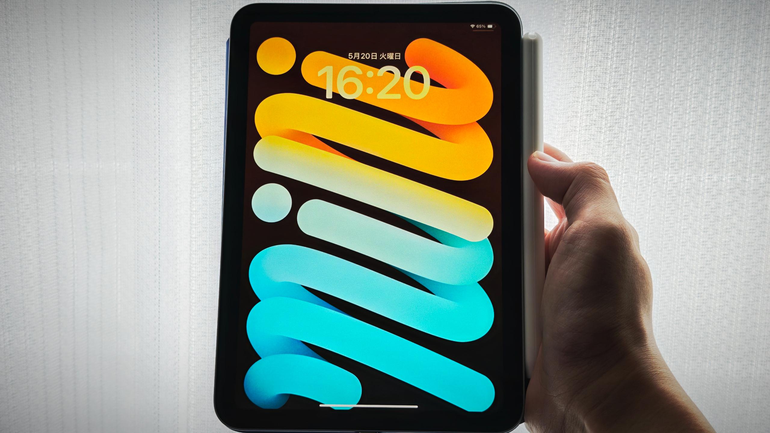 iPad miniのフィルム選びのコツは?光沢とペーパーライクを比較
