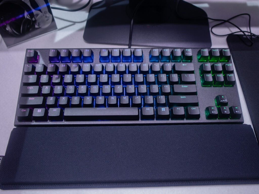 REALFORCE03