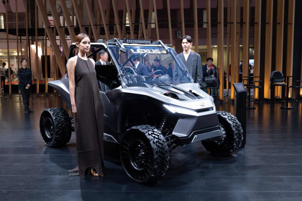 JAPAN MOBILITY SHOW 2023 レクサス ROV Concept