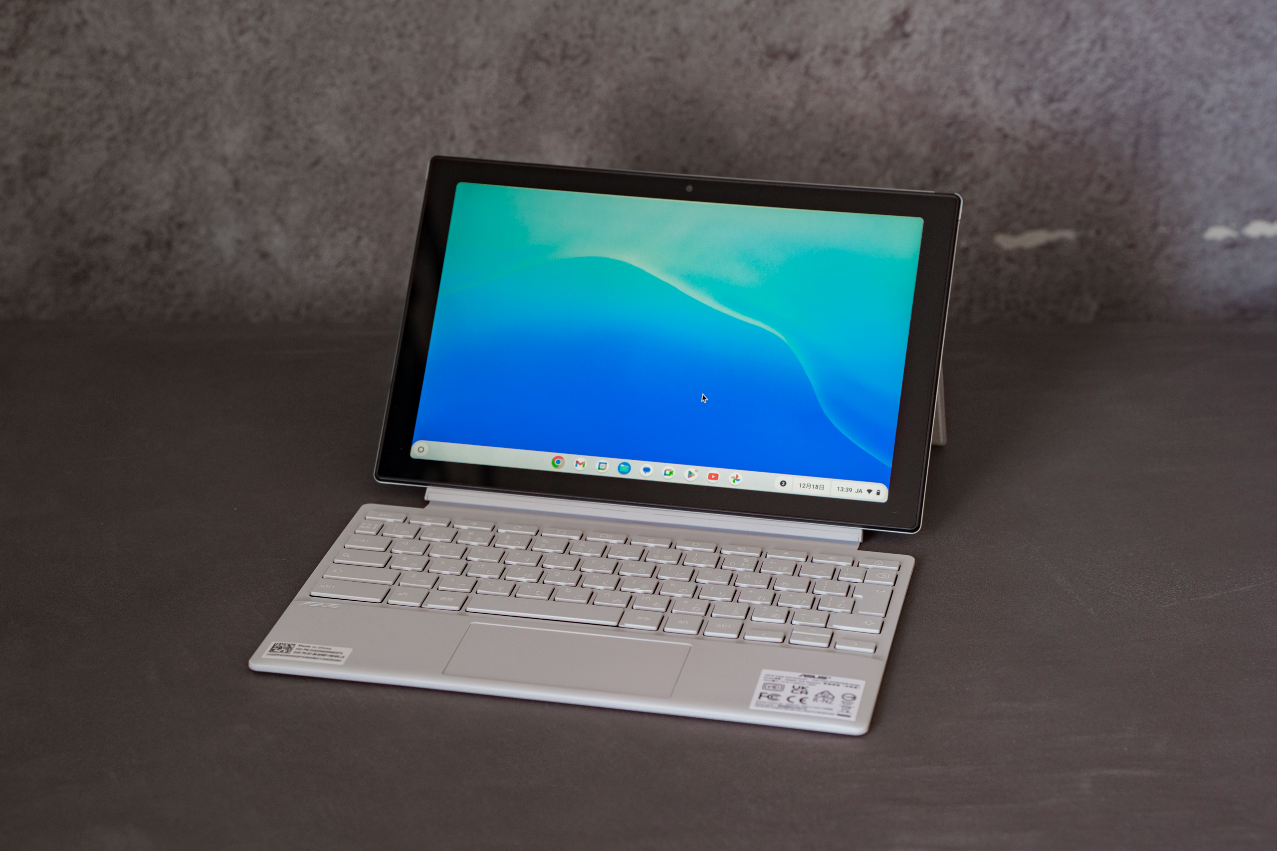 遊びも仕事もこれ一台。ASUSの新型Chromebook「CM30 Detachable(CM3001 