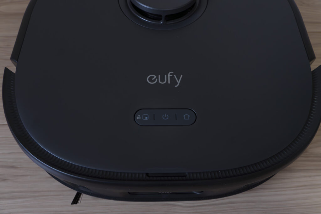 「Eufy X10 Pro Omni」物理ボタン