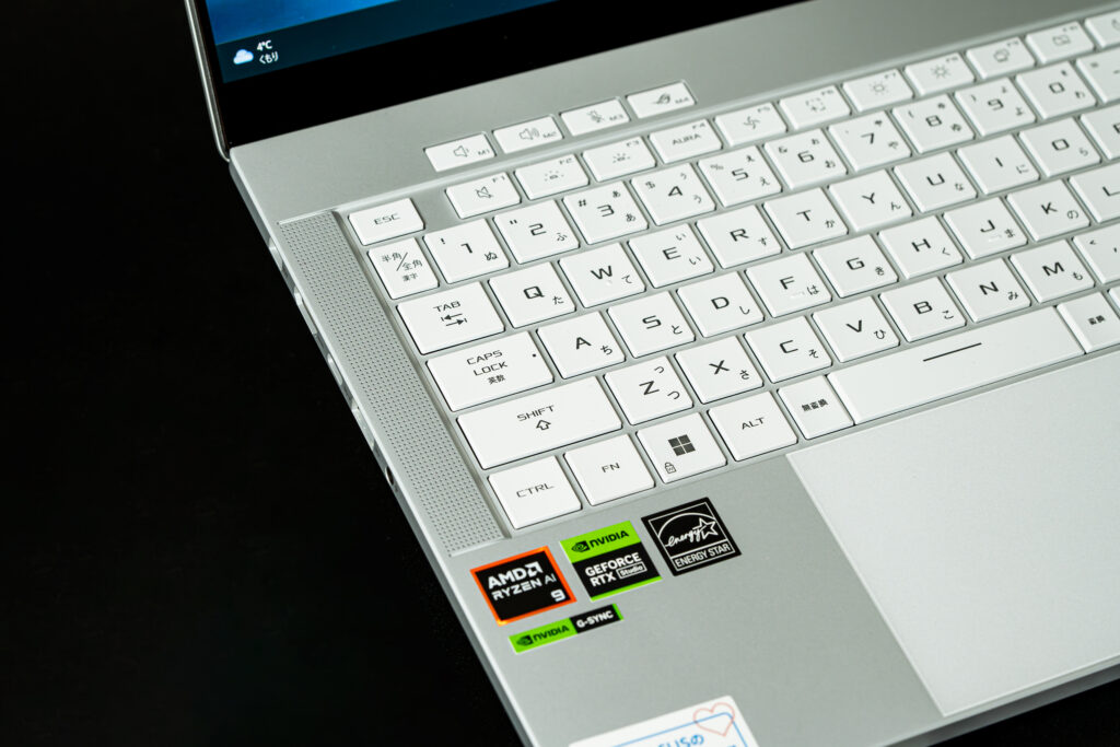 ROG-Zephyrus-G14_キートップ左サイド