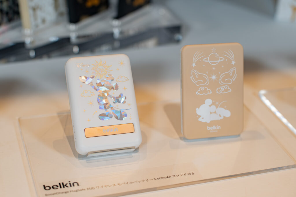 Belkin_disney-model_3